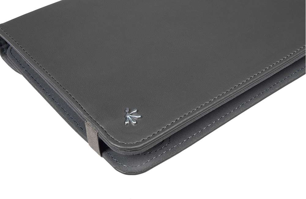 Universal e-reader/tablet case - 6 inch devices
